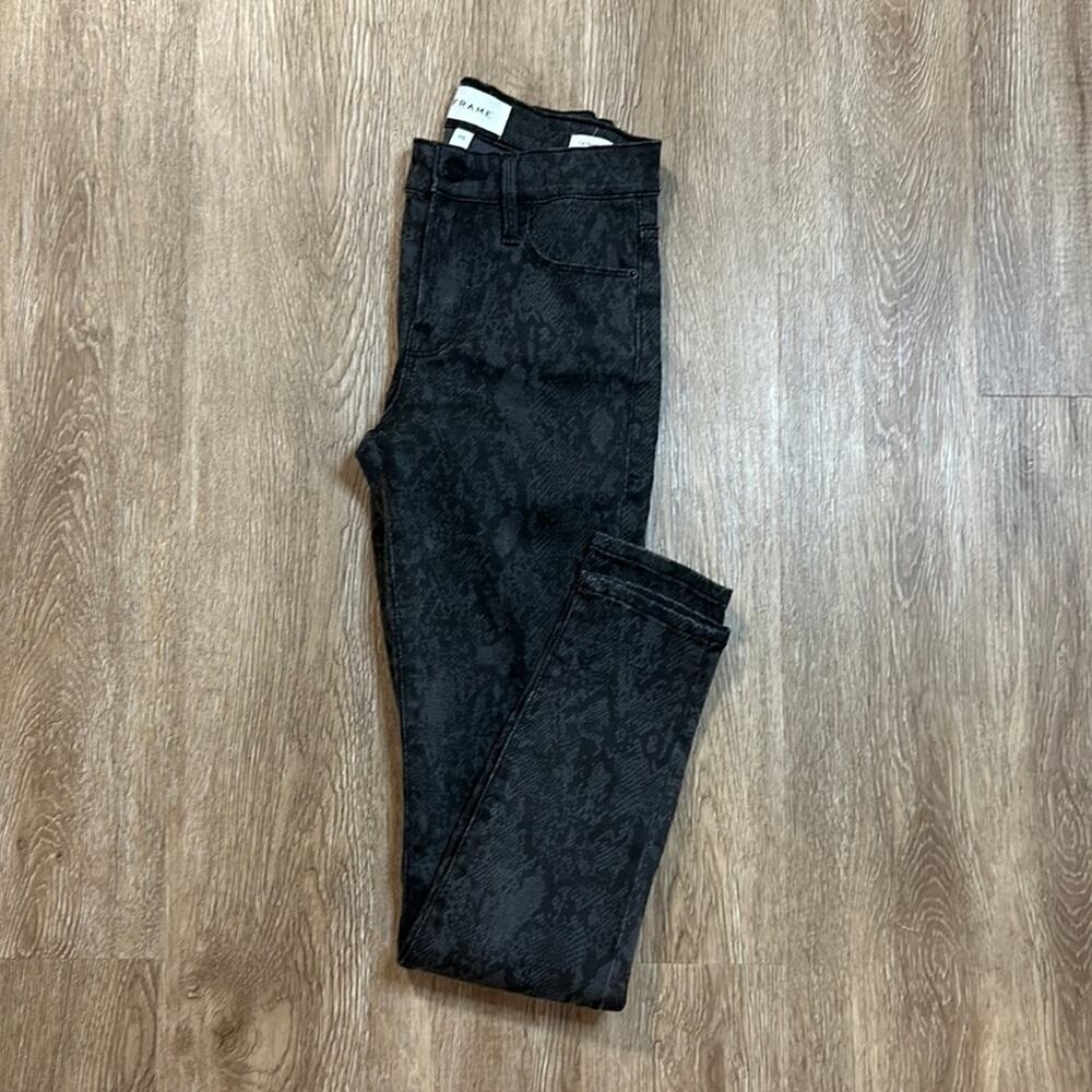 FRAME Skinny Mid Rise Jeans Black Python Snake Print‎ Size 26